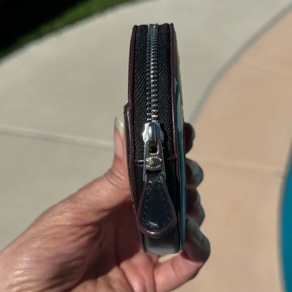 COACH x The Wizard of Oz Ruby Slippers Round Coin Case RARE HTF - Picture 10 of 14